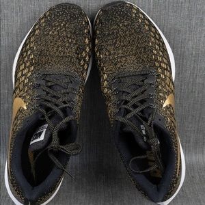 Nike Women's Zoom Pegasus 35 Size 10.5